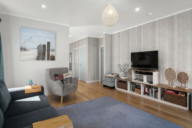 Photo of property in 14 Marine Avenue, Waihi Beach, 3611