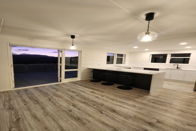 Photo of property in 76 Lord Street, Stokes Valley, Lower Hutt, 5019