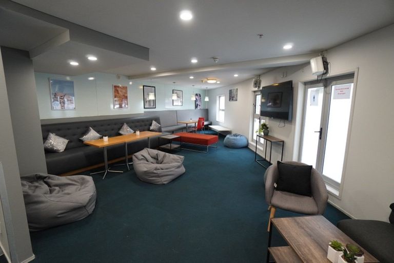 Photo of property in Columbia On Whitaker Apartments, 15c/15 Whitaker Place, Grafton, Auckland, 1010