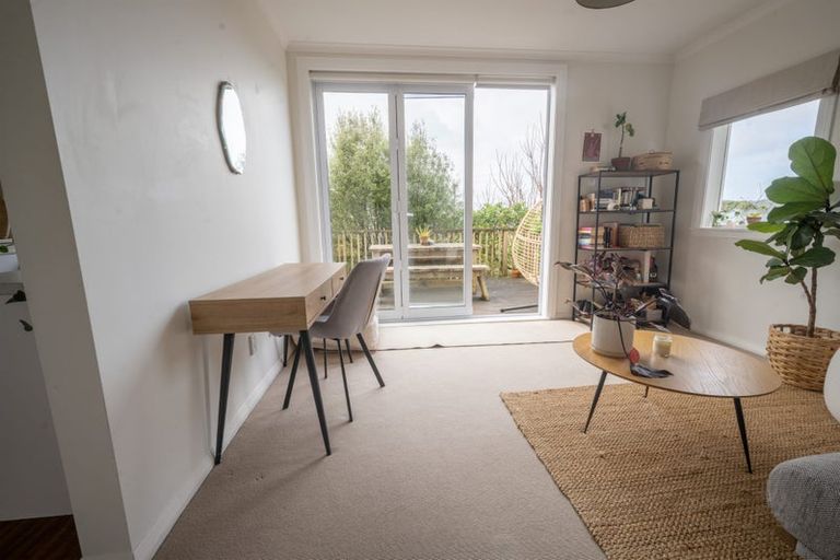 Photo of property in 28 Whaui Street, Vogeltown, Wellington, 6021