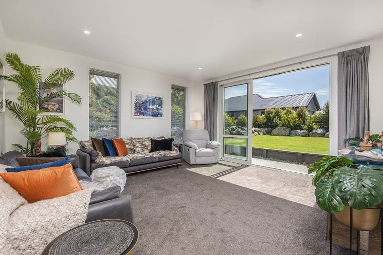 Photo of property in 8 Redwoods Lane, Helensburgh, Dunedin, 9010