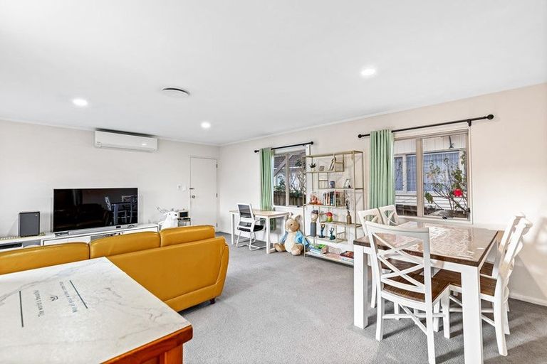 Photo of property in 19a Pomaria Road, Henderson, Auckland, 0610