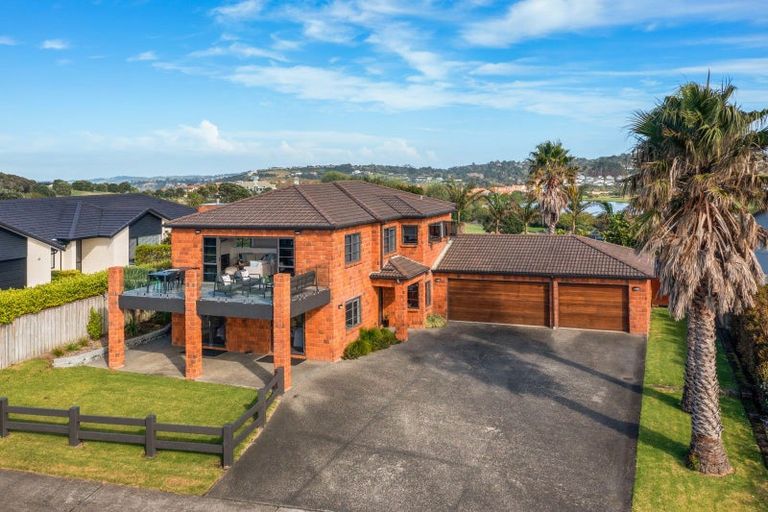 Photo of property in 28 Island View Drive, Gulf Harbour, Whangaparaoa, 0930
