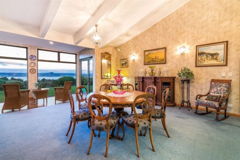 Photo of property in 35 Te Moenga Park, Acacia Bay, Taupo, 3330