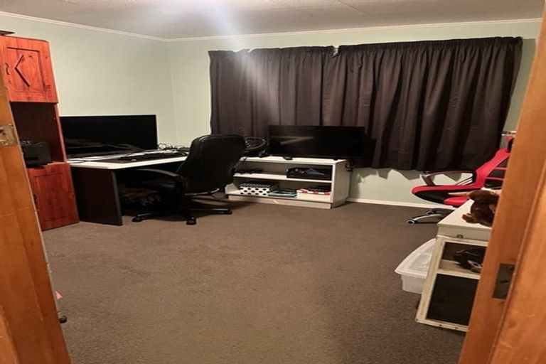 Photo of property in 10 Henare Street, West End, Palmerston North, 4412