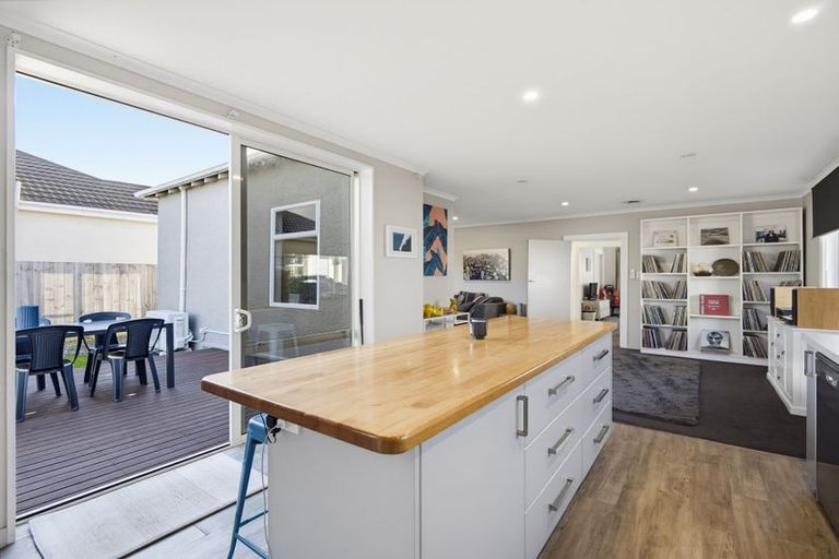 Photo of property in 5 Hargest Crescent, Saint Kilda, Dunedin, 9012