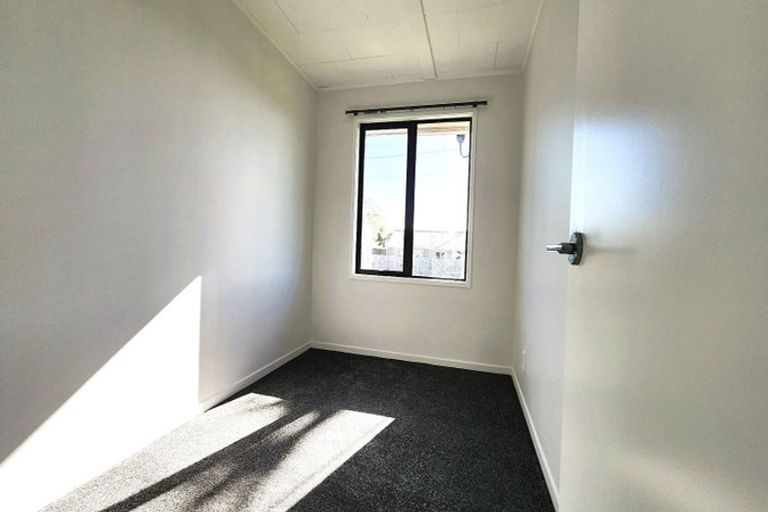 Photo of property in 109 Rathgar Road, Henderson, Auckland, 0610