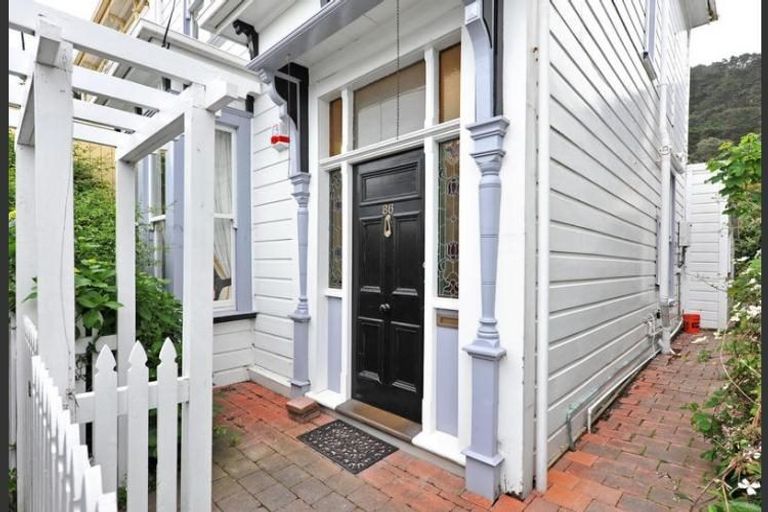 Photo of property in 86 Tinakori Road, Thorndon, Wellington, 6011