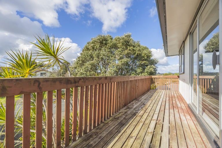Photo of property in 47 Helena Street, Massey, Auckland, 0614