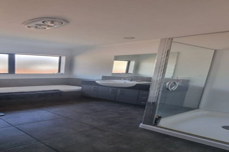 Photo of property in 43 Onslow Road, Lake Hayes, Queenstown, 9304