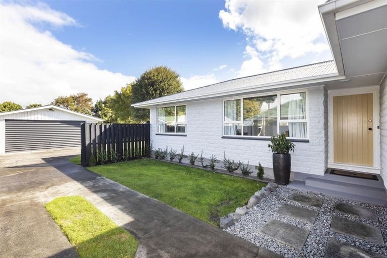 Photo of property in 60 Wingate Street, Redwood, Christchurch, 8051