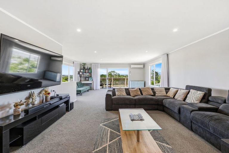 Photo of property in 54 Chorley Avenue, Massey, Auckland, 0614