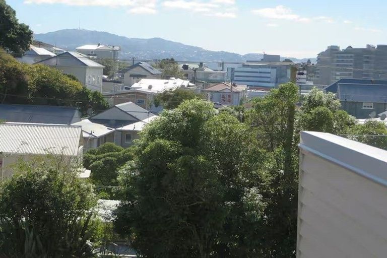 Photo of property in The Altair, 17/120 Rintoul Street, Newtown, Wellington, 6021