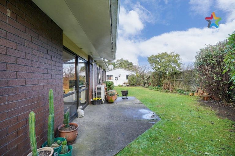 Photo of property in 16 Gretna Street, Heidelberg, Invercargill, 9812