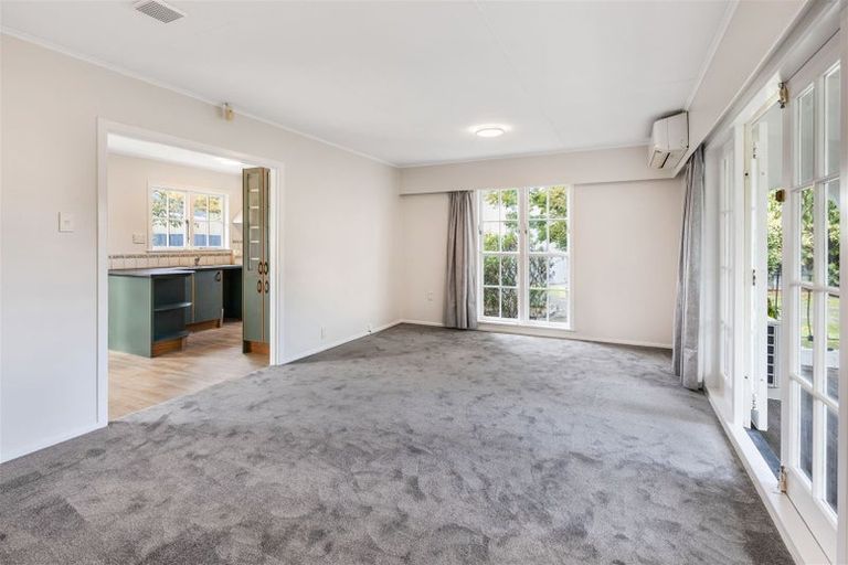 Photo of property in 34 Akron Grove, Totara Park, Upper Hutt, 5018