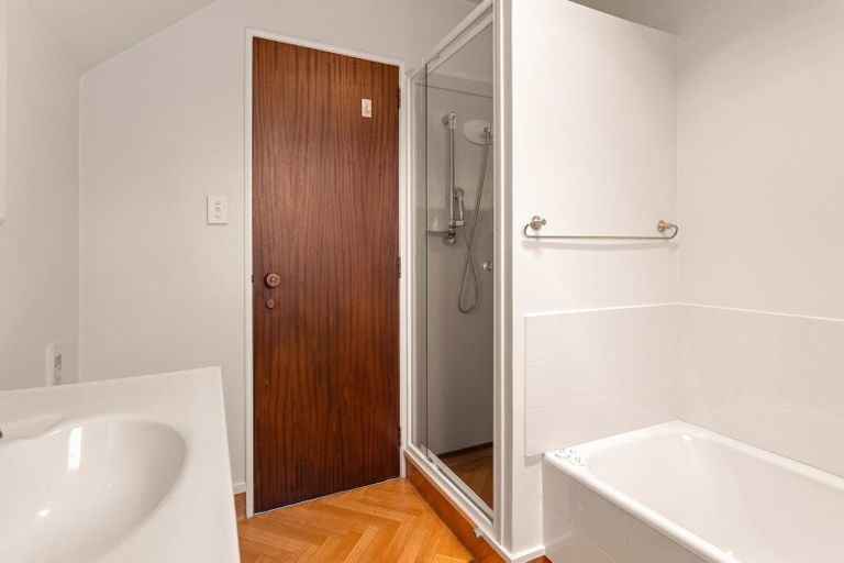 Photo of property in 74 Totara Street, Fendalton, Christchurch, 8041