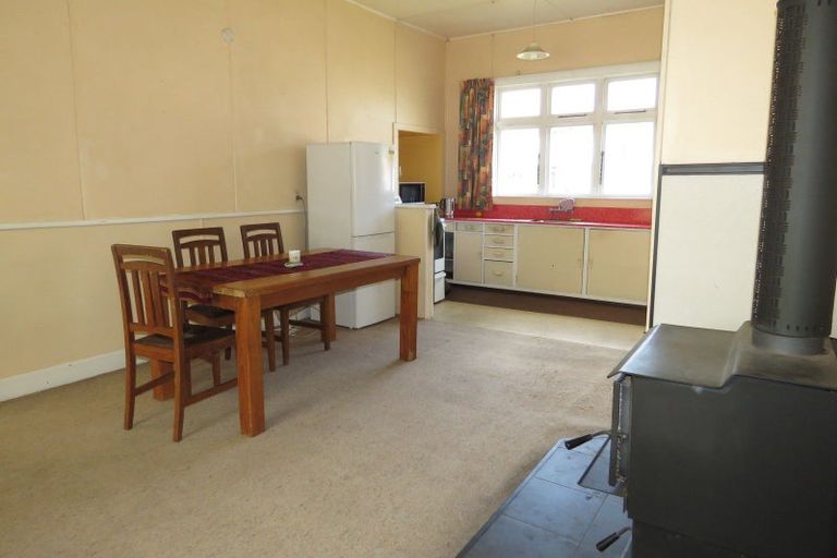 Photo of property in 35 Walsh Street, Reefton, 7830