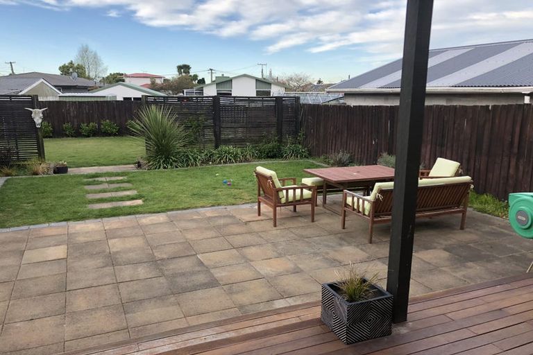 Photo of property in 50 Martbern Crescent, Bishopdale, Christchurch, 8053