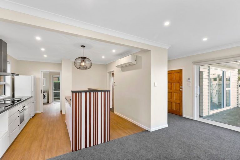 Photo of property in 77 Rangoon Street, Khandallah, Wellington, 6035