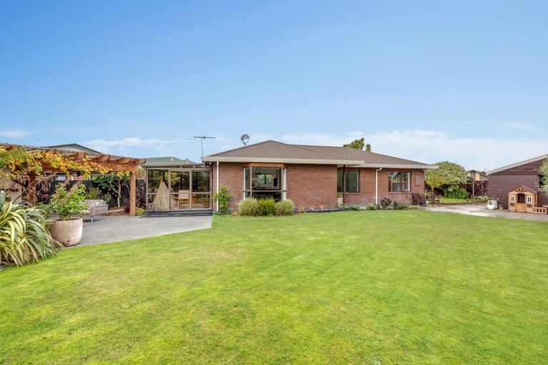 Photo of property in 36 Kirsten Place, Parklands, Christchurch, 8083