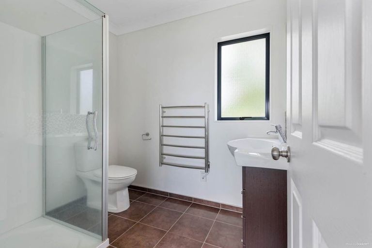 Photo of property in 93 Anzac Road, Pukekohe, 2120