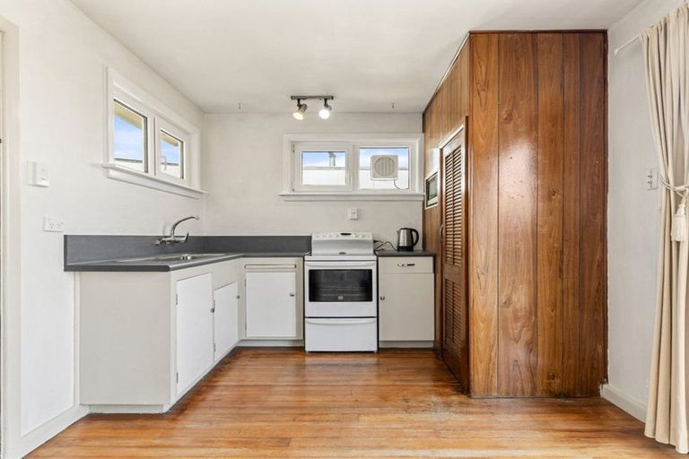 Photo of property in 71 Hargood Street, Woolston, Christchurch, 8062