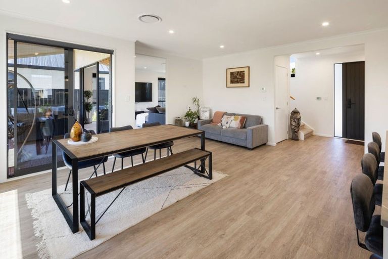 Photo of property in 8 Riverpoint Glade, Flagstaff, Hamilton, 3210