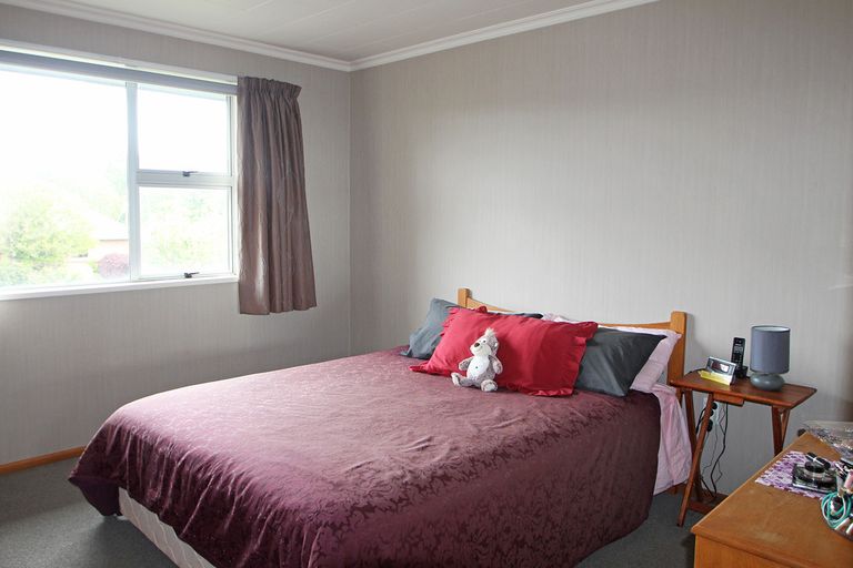 Photo of property in 17 Whitestone Crescent, Weston, Oamaru, 9401