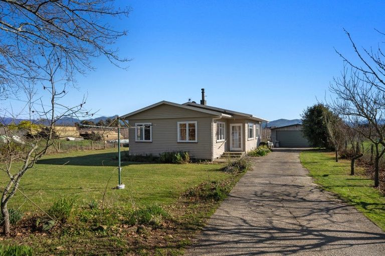 Photo of property in 56 Wills Road, Upper Moutere, 7175