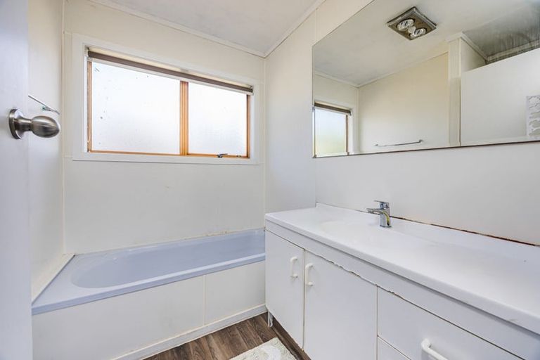 Photo of property in 7 Malte Brun Place, Papatoetoe, Auckland, 2025