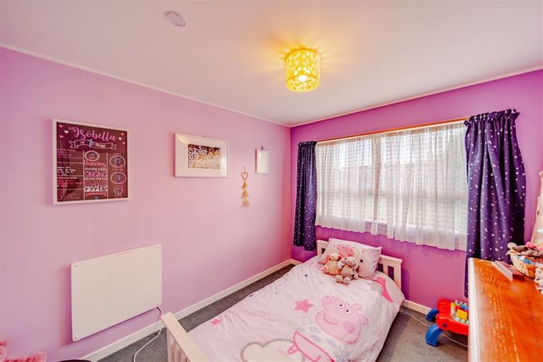 Photo of property in 33 Fife Crescent, Tamatea, Napier, 4112