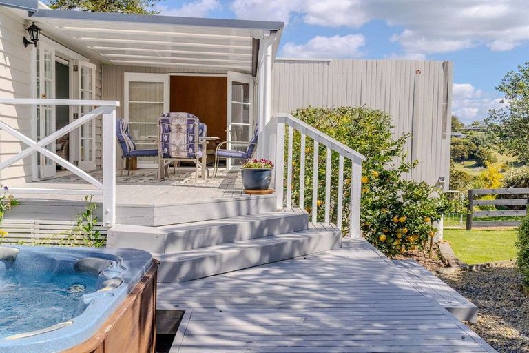 Photo of property in 20 Pickmere Lane, Kerikeri, 0230