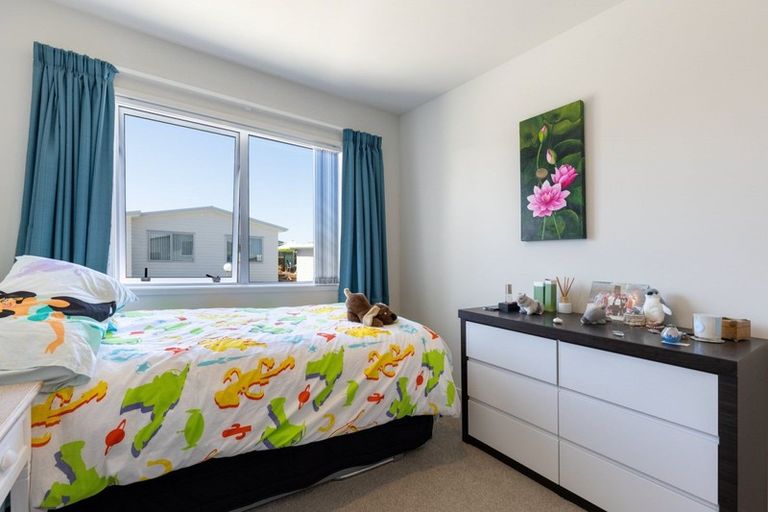 Photo of property in 11 Kamahi Crescent, Papamoa Beach, Papamoa, 3118