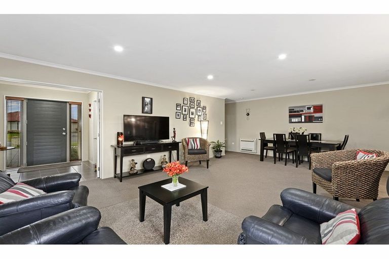 Photo of property in 64 Awatea Gardens, Wigram, Christchurch, 8042