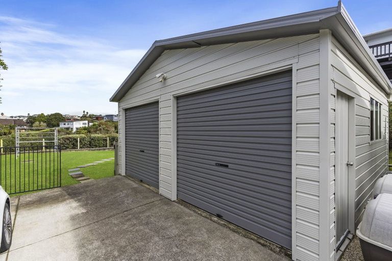 Photo of property in 89 Shakespear Road, Army Bay, Whangaparaoa, 0930