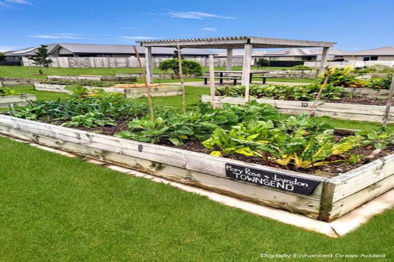 Photo of property in 5 Lance Way, Papamoa, 3118