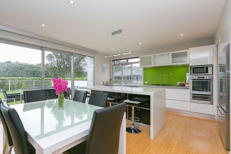 Photo of property in 9 Parkvue Drive, Bell Block, New Plymouth, 4312