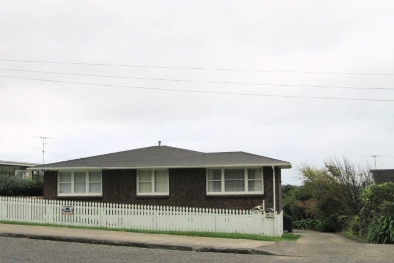 Photo of property in 86b Winara Avenue, Waikanae, 5036