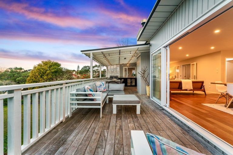 Photo of property in 1a Agathis Avenue, Mairangi Bay, Auckland, 0630