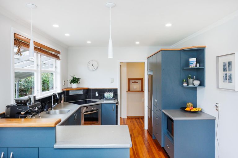 Photo of property in 3 Buick Crescent, Awapuni, Palmerston North, 4412