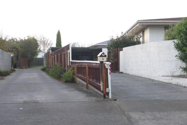 Photo of property in 9 Hinau Place, Cloverlea, Palmerston North, 4412