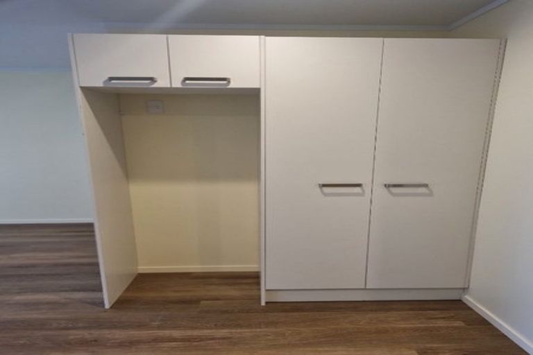 Photo of property in 3/351 West Coast Road, Glen Eden, Auckland, 0602