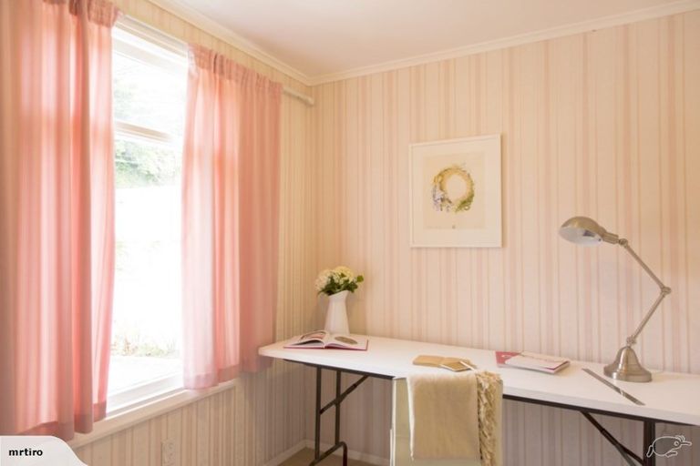 Photo of property in 15 Crawford Road, Kilbirnie, Wellington, 6022