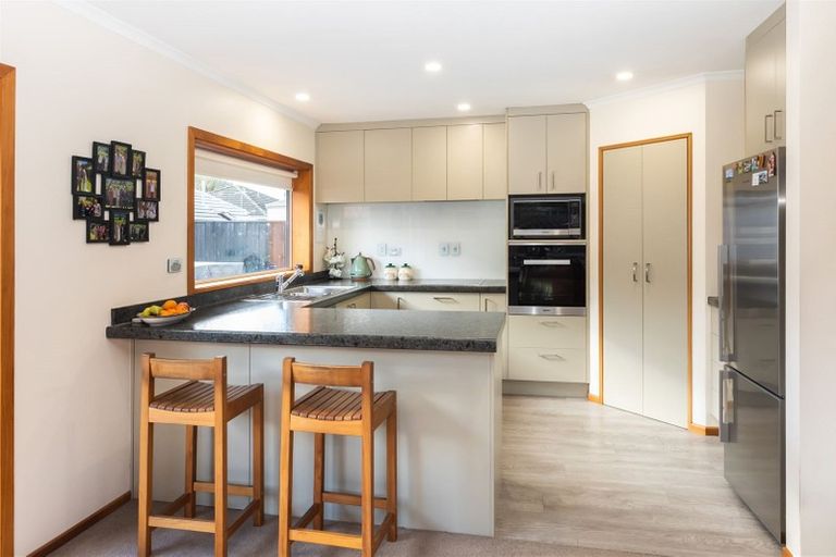 Photo of property in 1a Ludecke Place, Sockburn, Christchurch, 8042