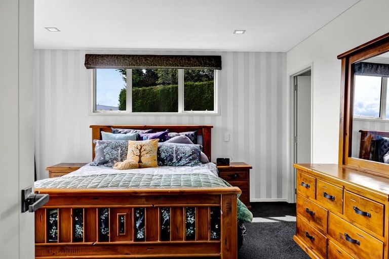 Photo of property in 7 Reremoana Close, Hawera, 4610