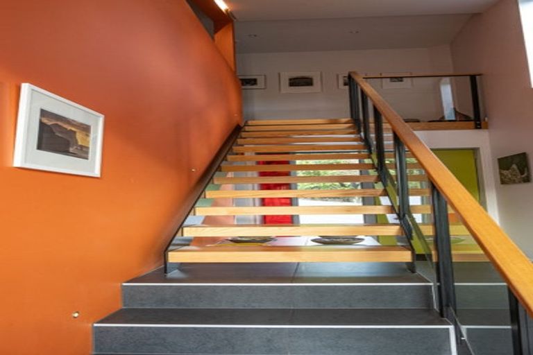 Photo of property in 118 Ngarara Road, Waikanae, 5036