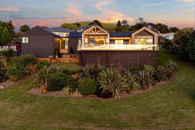 Photo of property in 31 Roger Guy Place, Welcome Bay, Tauranga, 3175