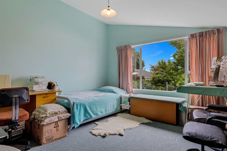 Photo of property in 1/5 Urella Place, Spreydon, Christchurch, 8024