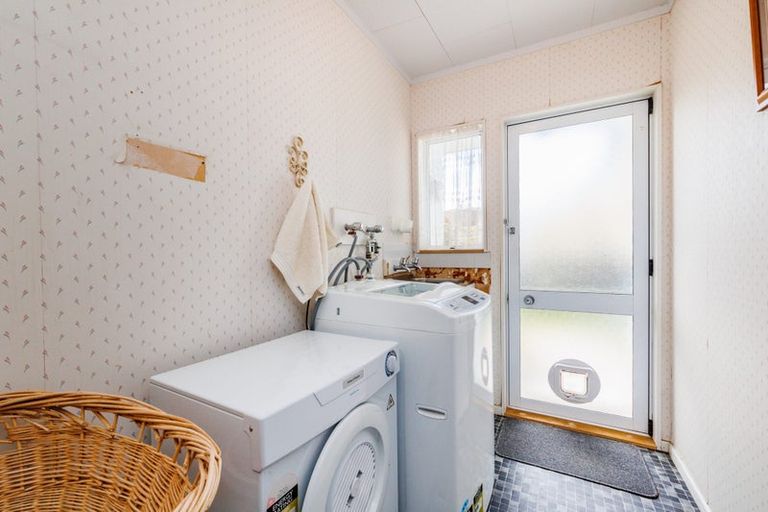 Photo of property in 58a Geraldine Crescent, Cloverlea, Palmerston North, 4412