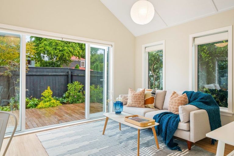 Photo of property in 340b Fergusson Drive, Heretaunga, Upper Hutt, 5018